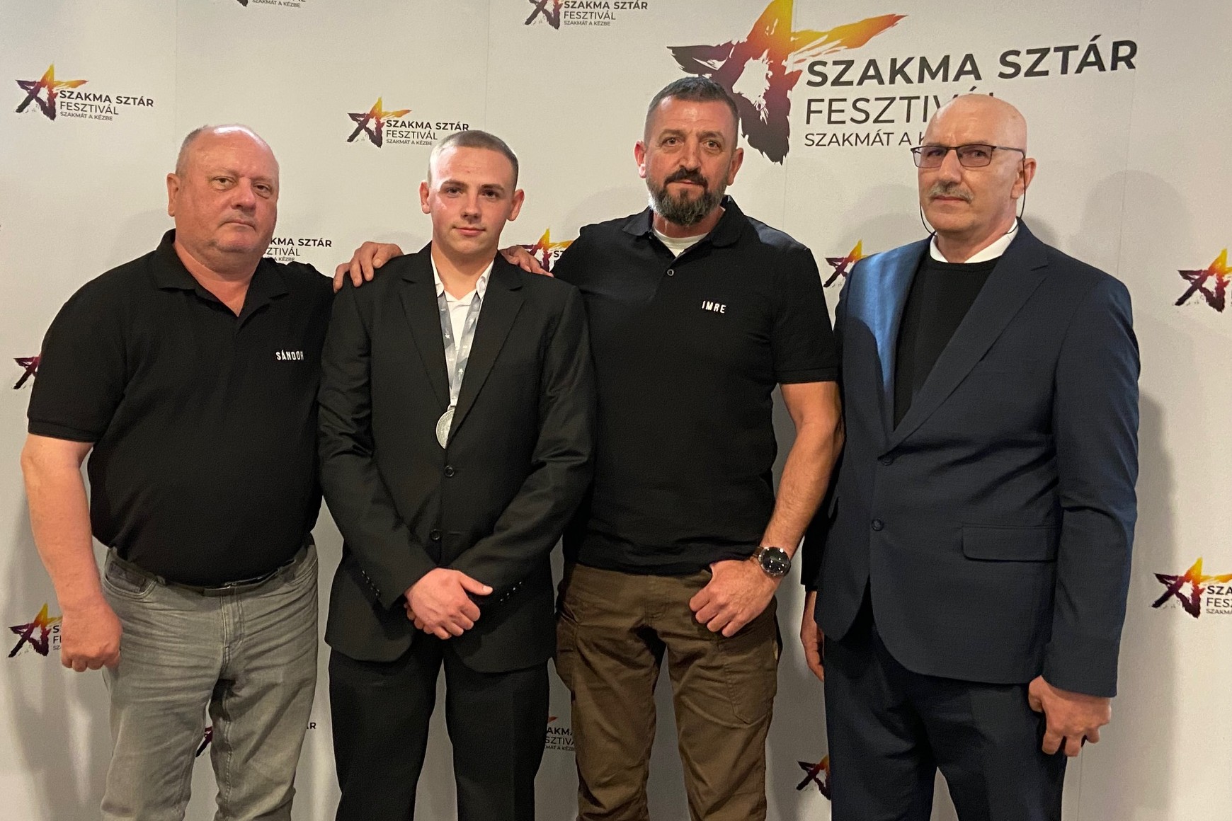 Lónyays diák az országos döntő ezüstérmese